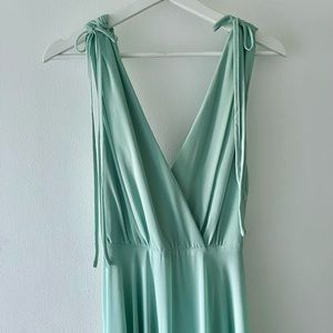 Lulu’s Sage Green Open Cut Maxi Dress, Sleeveless Minimalist, NEW!